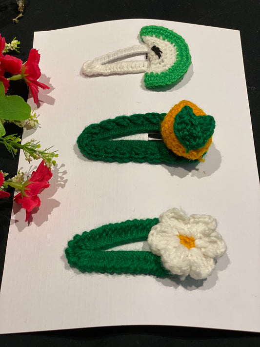 Trendy hand crochet pins