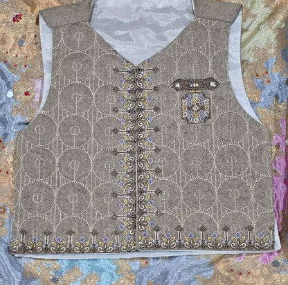 Infant viscose embroidered kurta pyjama with embroidered waistcoat