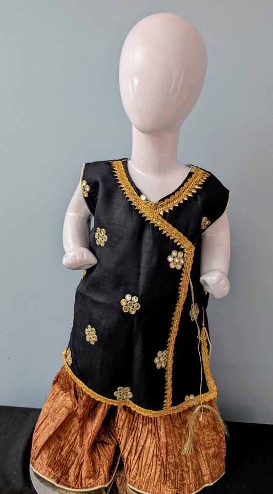 Girls black and golden  contrast  crush gharara set (sleeves included but not attached)