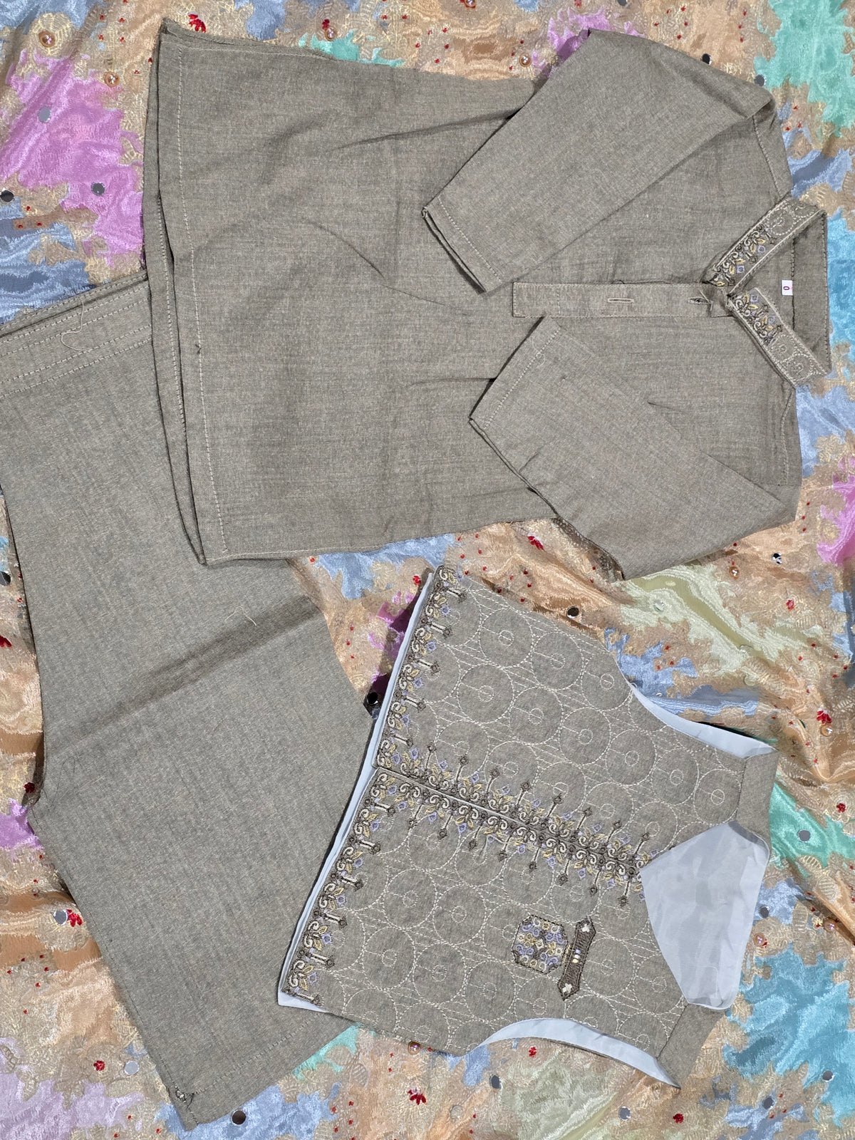 Infant viscose embroidered kurta pyjama with embroidered waistcoat
