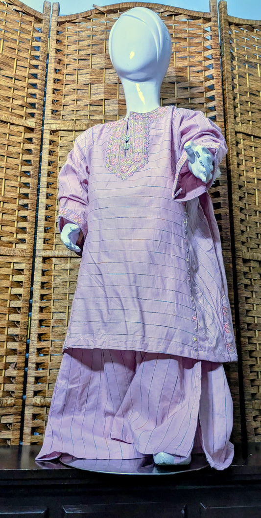 Girls lilac lawn self printed and embroidered kurta with stylish loose pants