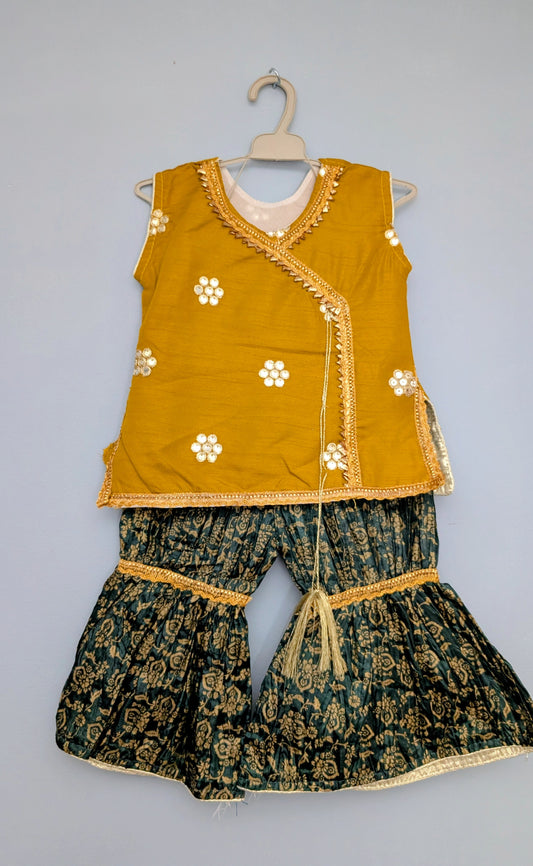 Girls mustard and dark green contrast crushed gharara set (sleeves included but not attached)